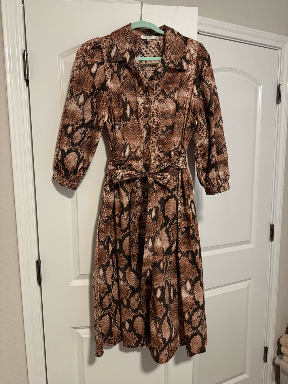 Snakeskin pattern shirt dress with tie waist